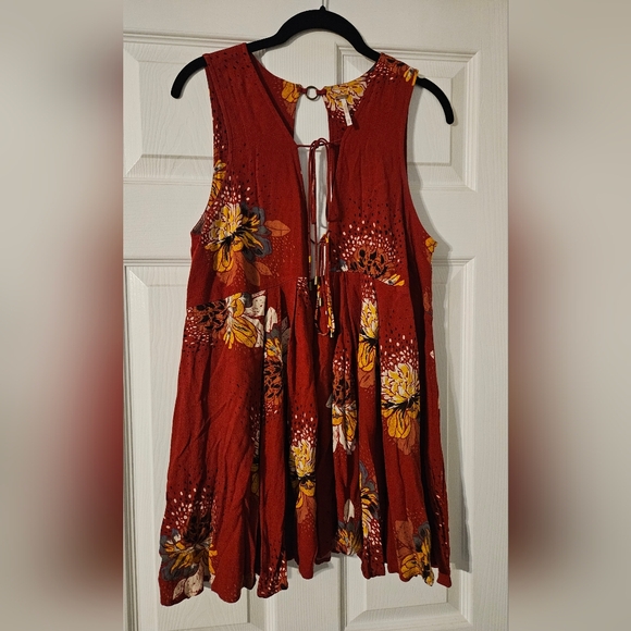 Free People Tops - FREE PEOPLE Lovely Day Printed Tunic Red‎ Dress size xs
